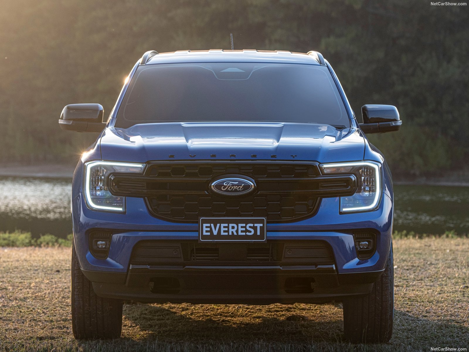 new Ford EVEREST