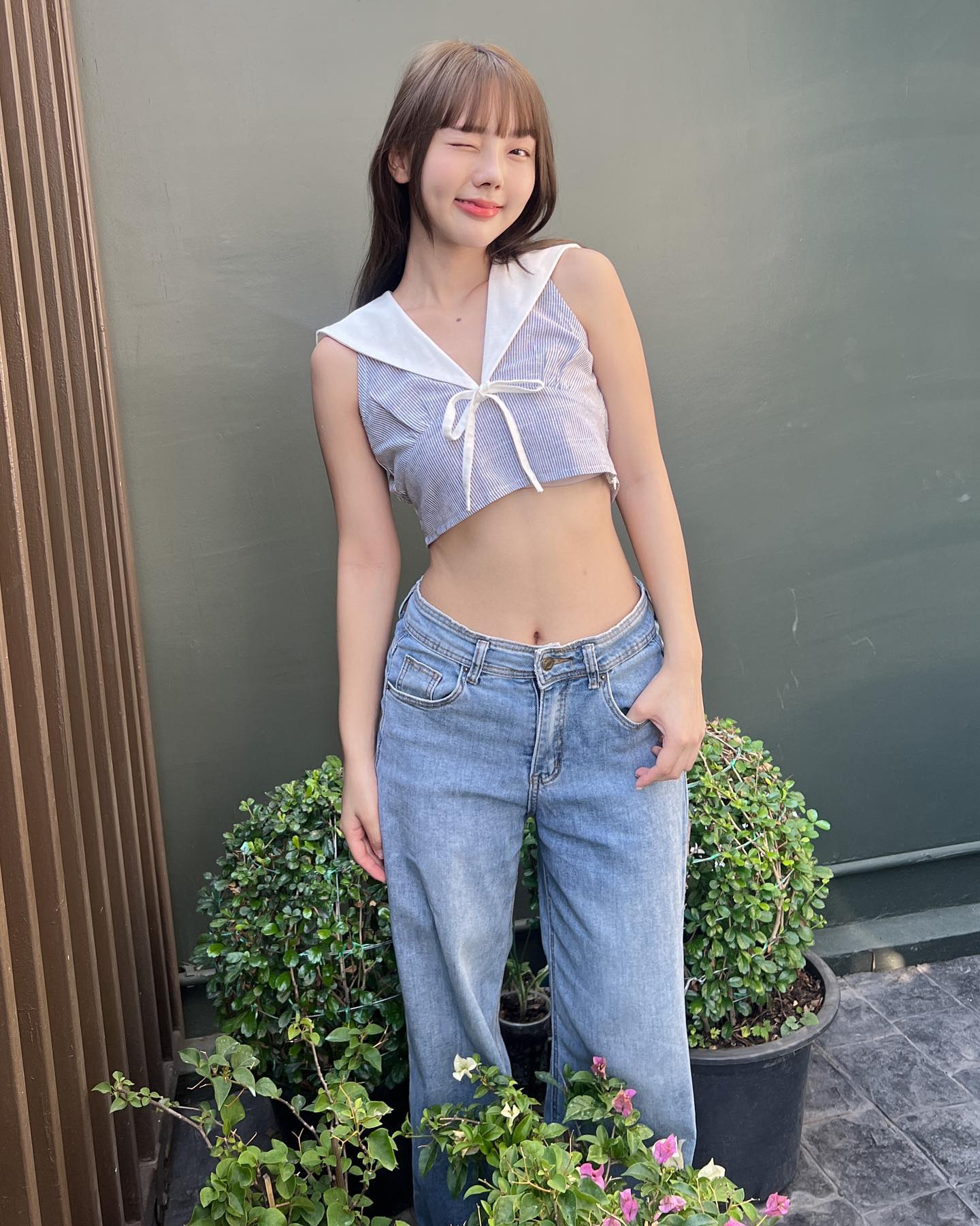 น้องปิ่น pinomyim เอวบาง 4 รูป