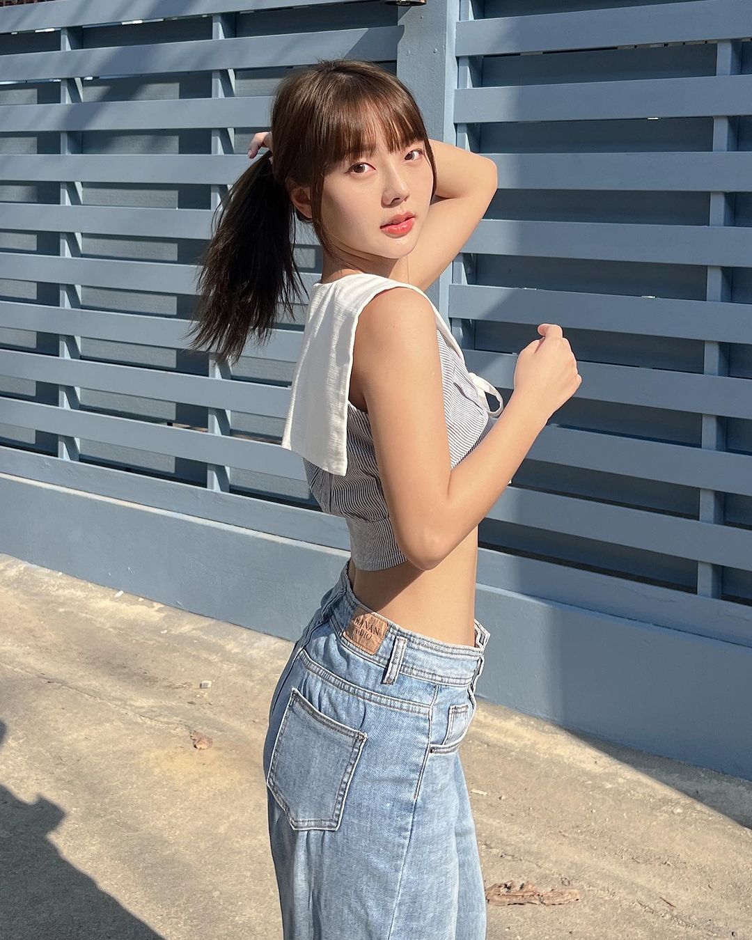 น้องปิ่น Pinomyim 6 รูป เอวบางๆ