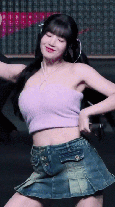 11B2CA79-6645-4C6A-A1EA-F9523C89C7CA.gif
