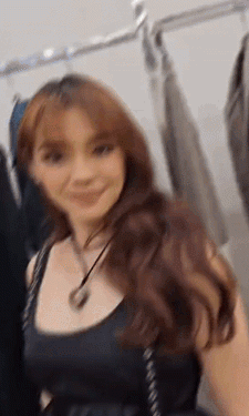 CEEB548E-B005-40E4-A674-56D7D1BFF36D.gif
