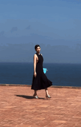 A833438A-52F9-48C3-83A9-D80F813BA4D3.gif