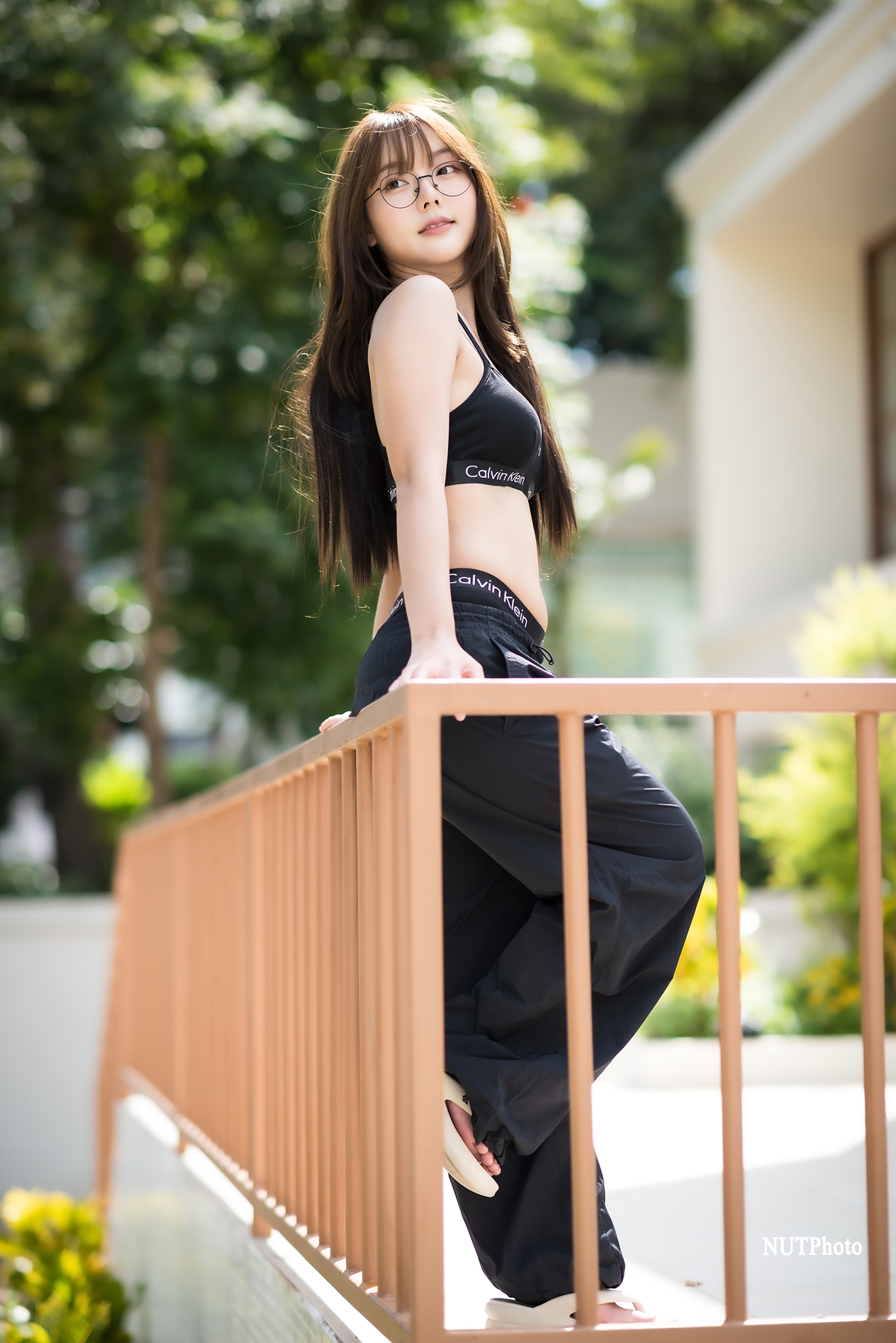 น้องปิ่น Pinomyim 1 Set | สาวแว่น x Calvin Klein