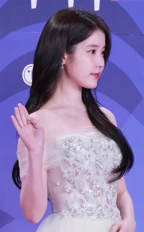 IU 190725 1