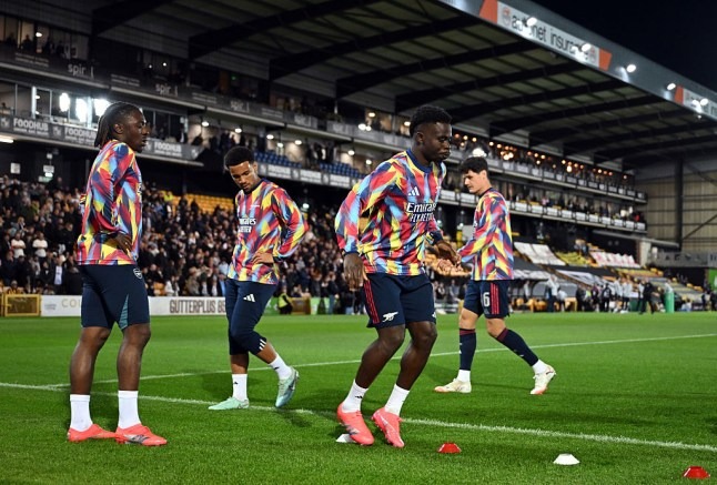 ‘สุดหล่อ’ ติง ‘พี่ต้า’ เล่นเสี่ยงส่ง ‘ซาก้า’ ลงสนาม