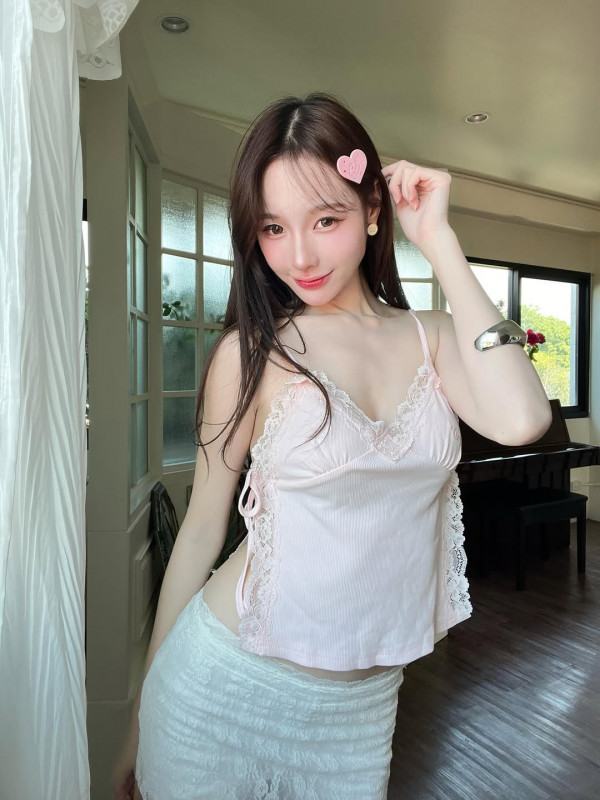 0a5c55940384586ad65641f9192ebc9a